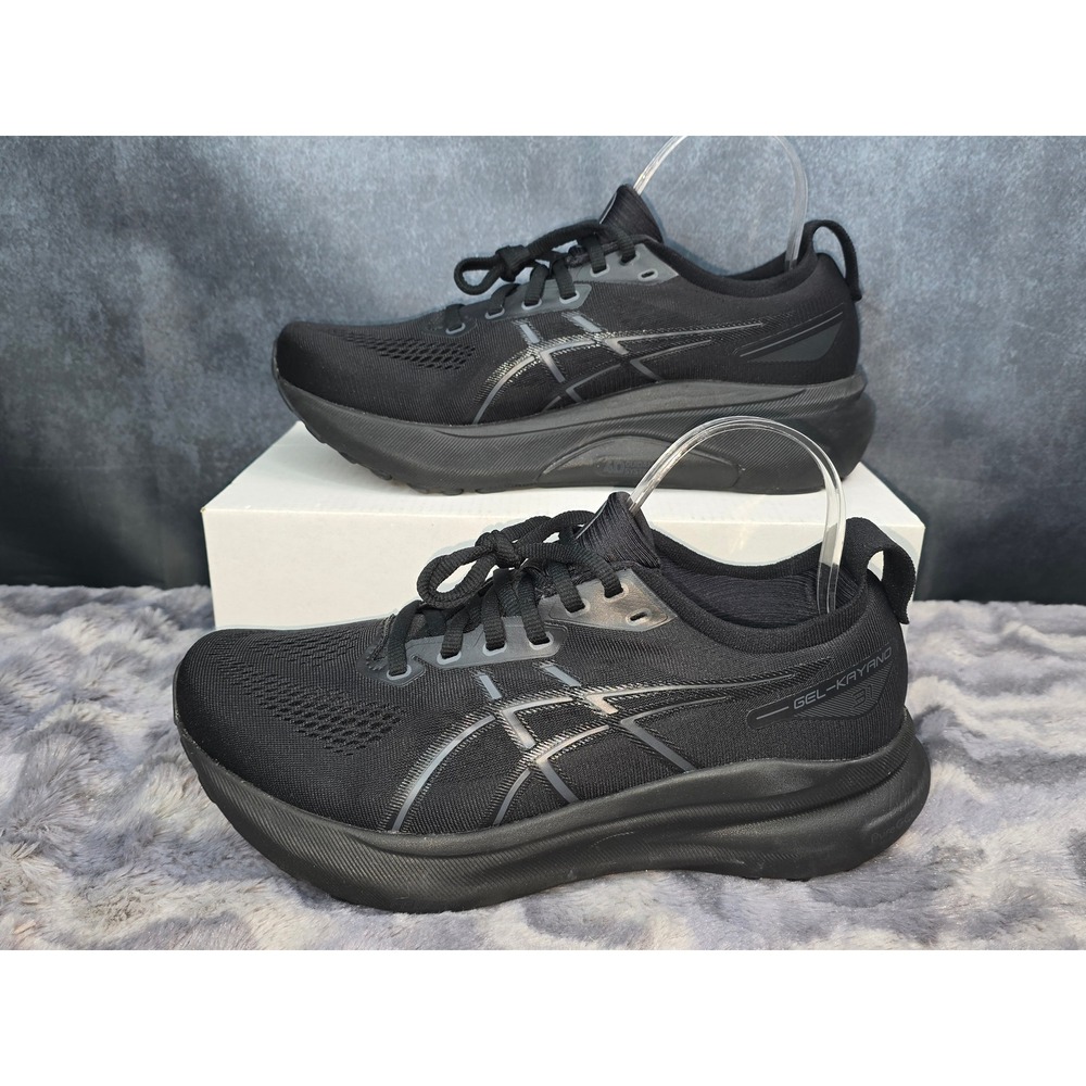 NWOT ASICS Gel-Kayano 31 Running Shoes Triple Black Extra Wide Mens 7.5